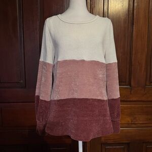 Andree by Unit Chenille Sweater Size Small *Tiny Flaw*